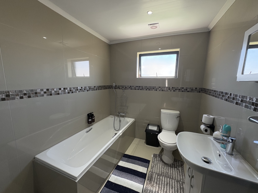 4 Bedroom Property for Sale in Darling Western Cape